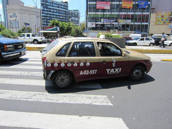 IMG_0574タクシー.JPG