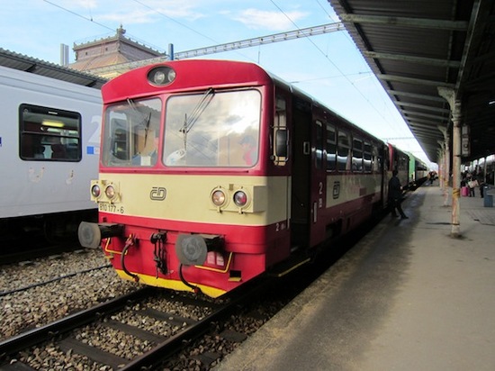 IMG_1975ローカル列車.JPG